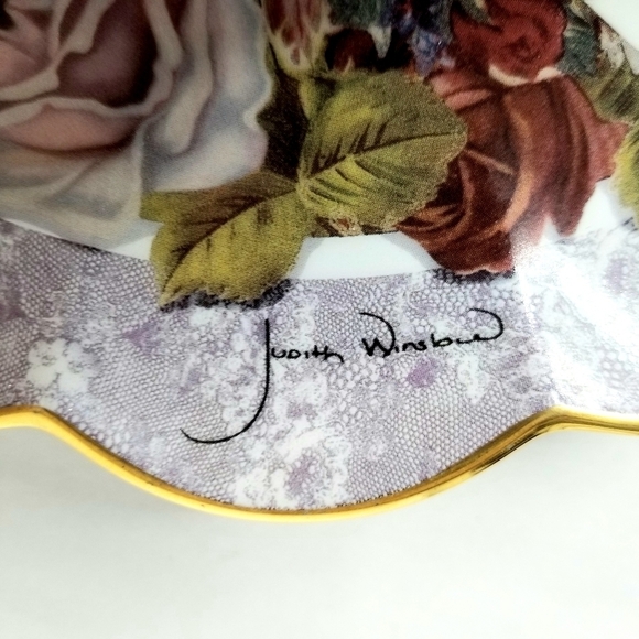 Judith Winslow Rose Decorative Plate  "Bouquet of Innocence" . Franklin Mint - Picture 2 of 3